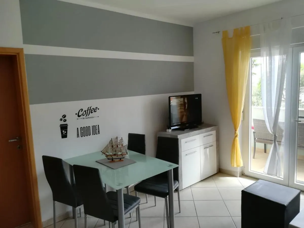 Divkovic Apartements Medulin Apartamento